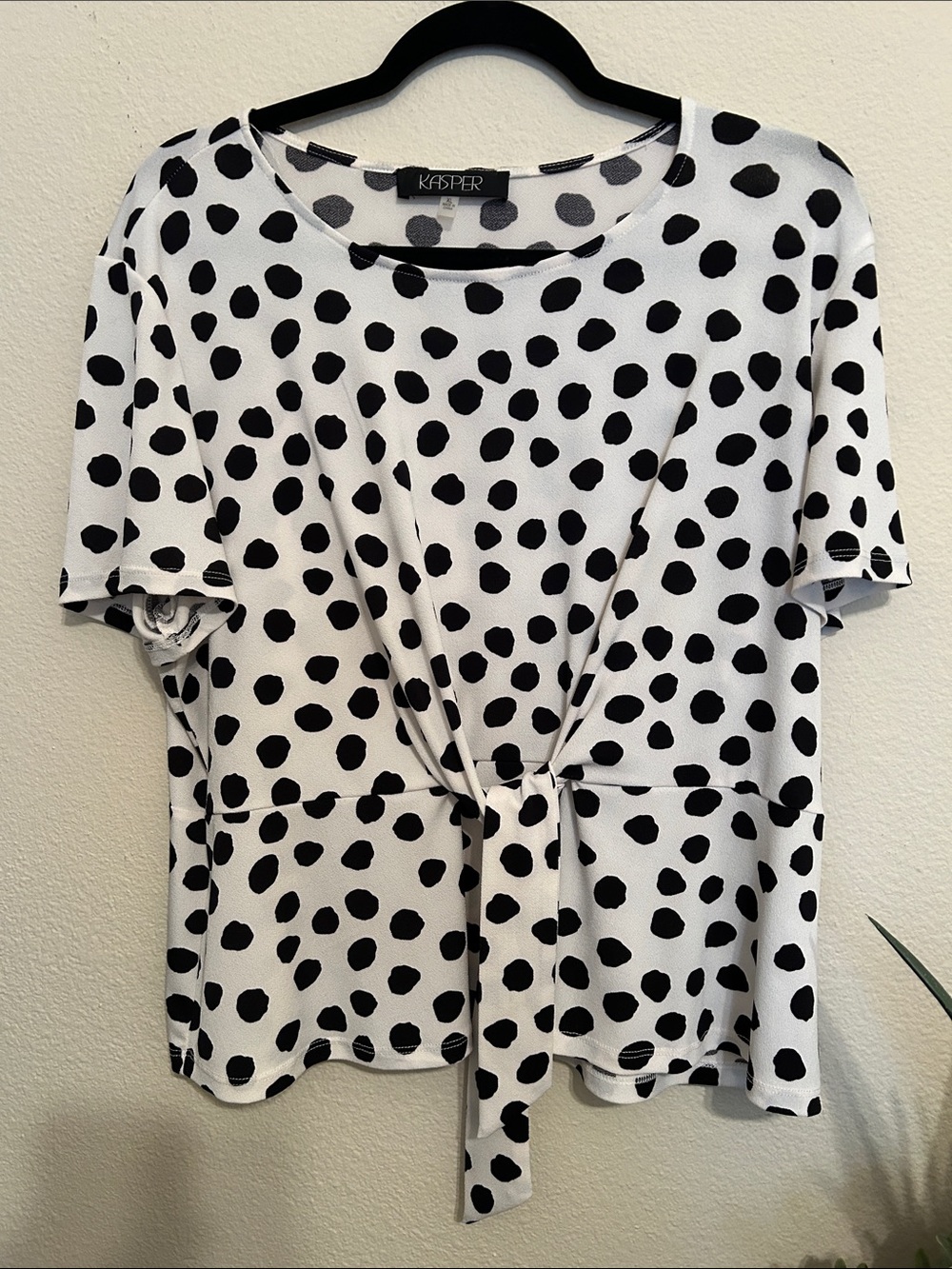 Kasper Women's Black and White Polka Dot Tie-Front Top